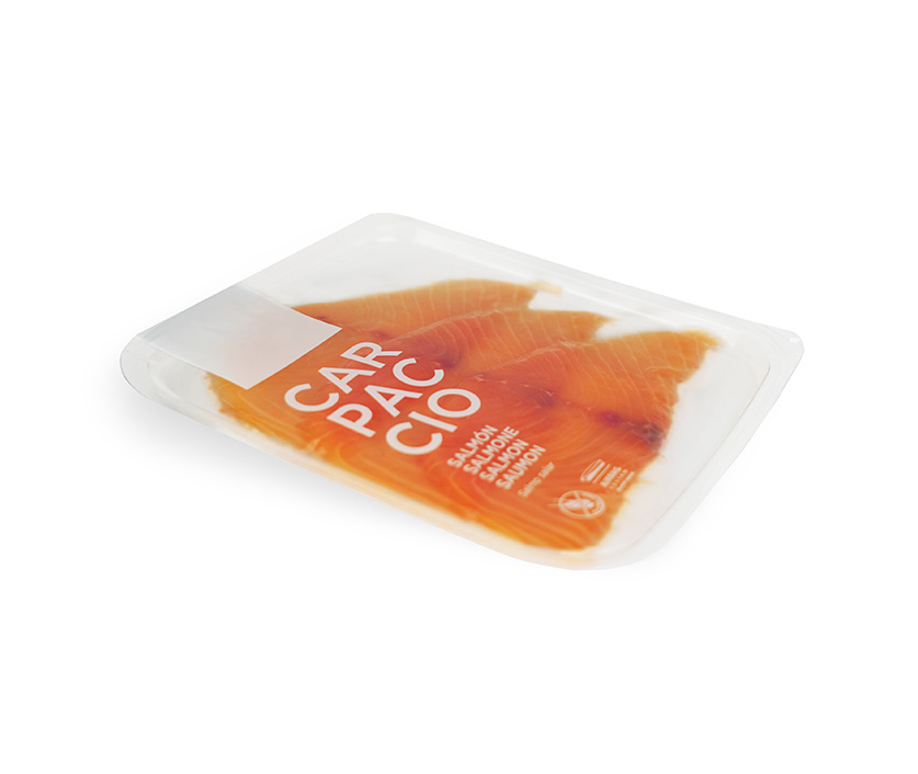 Thermoformed packaging with secure sealing for sliced meat